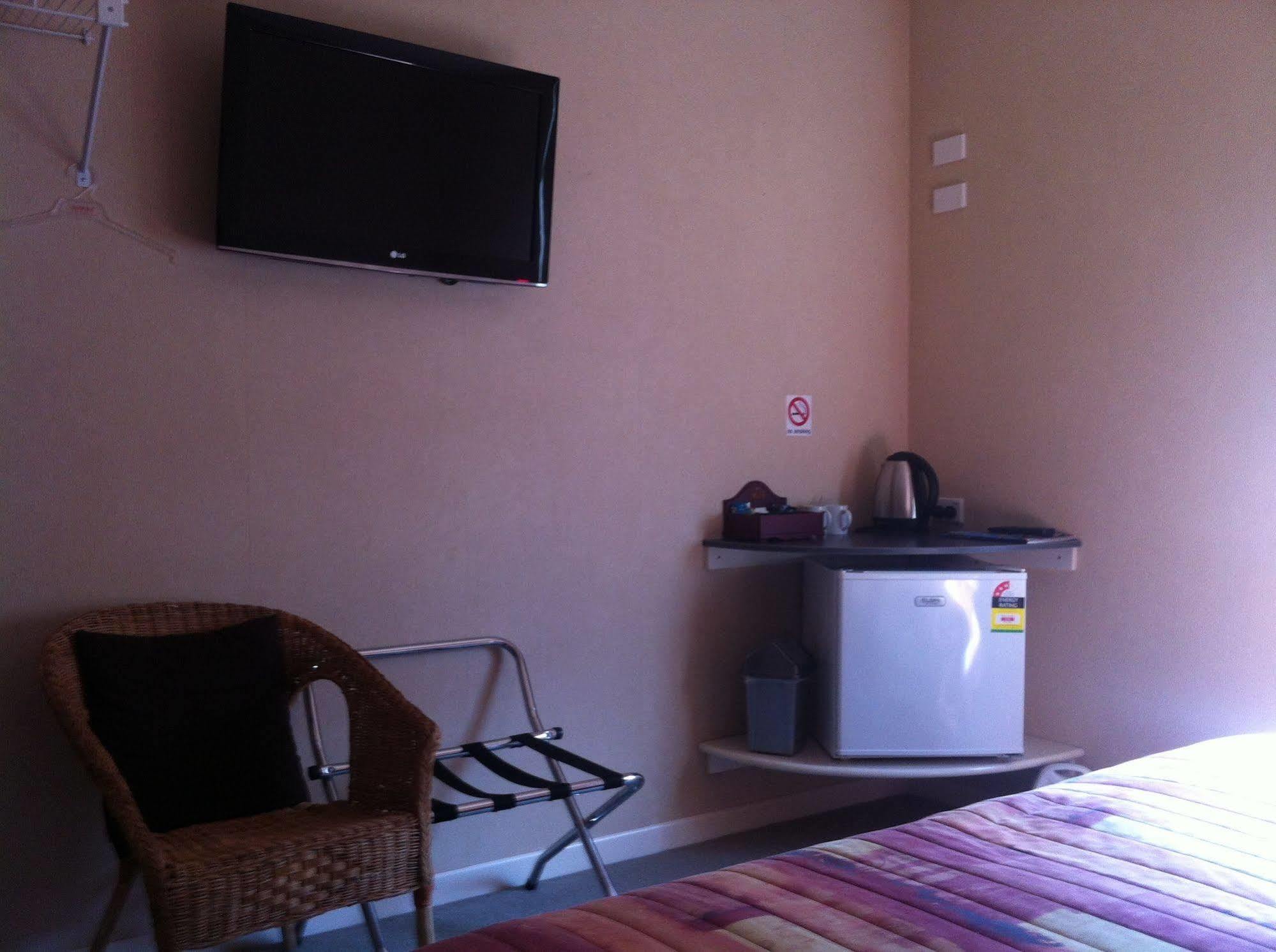 No 1 Motels Кеймбридж Екстериор снимка